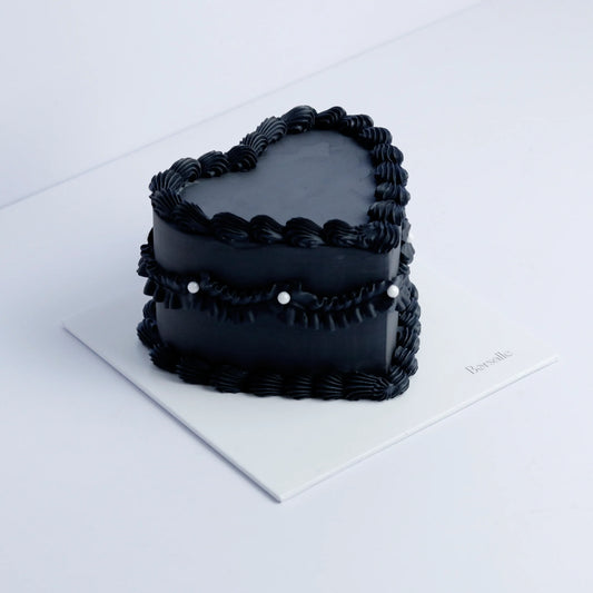 Black Vintage Cake