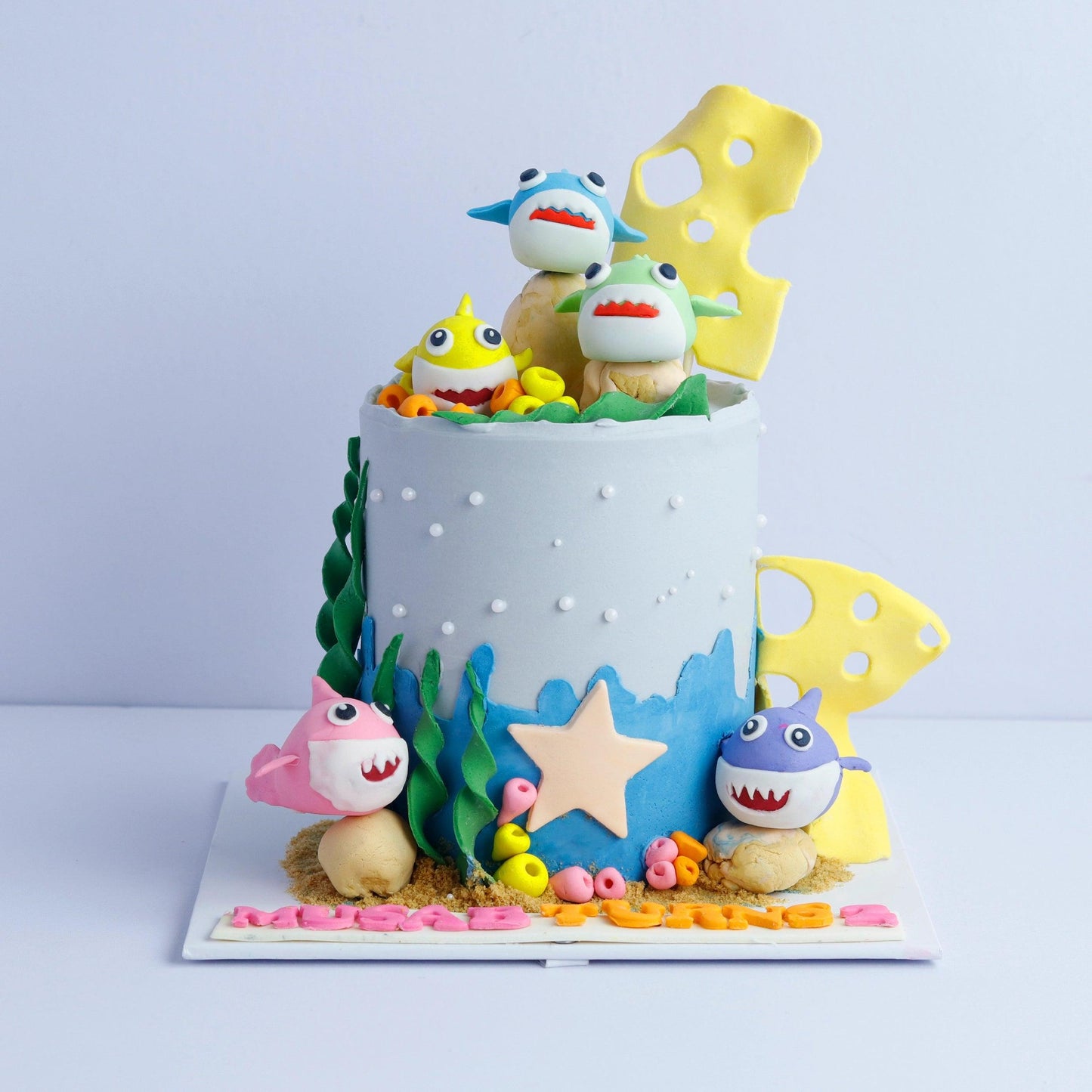 Baby Shark Celebration cake - Borsalle