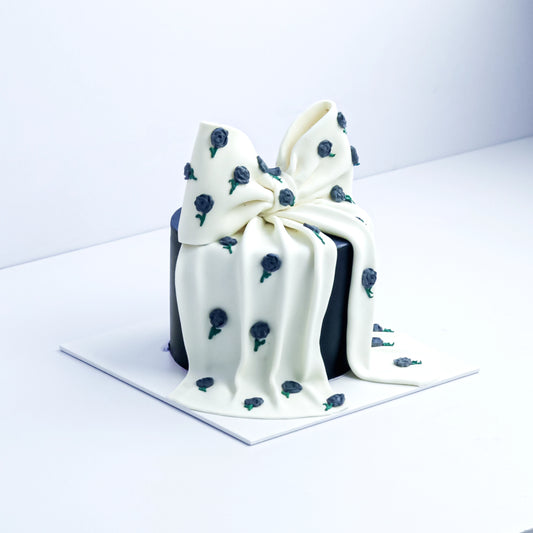 Bow Theme Cake