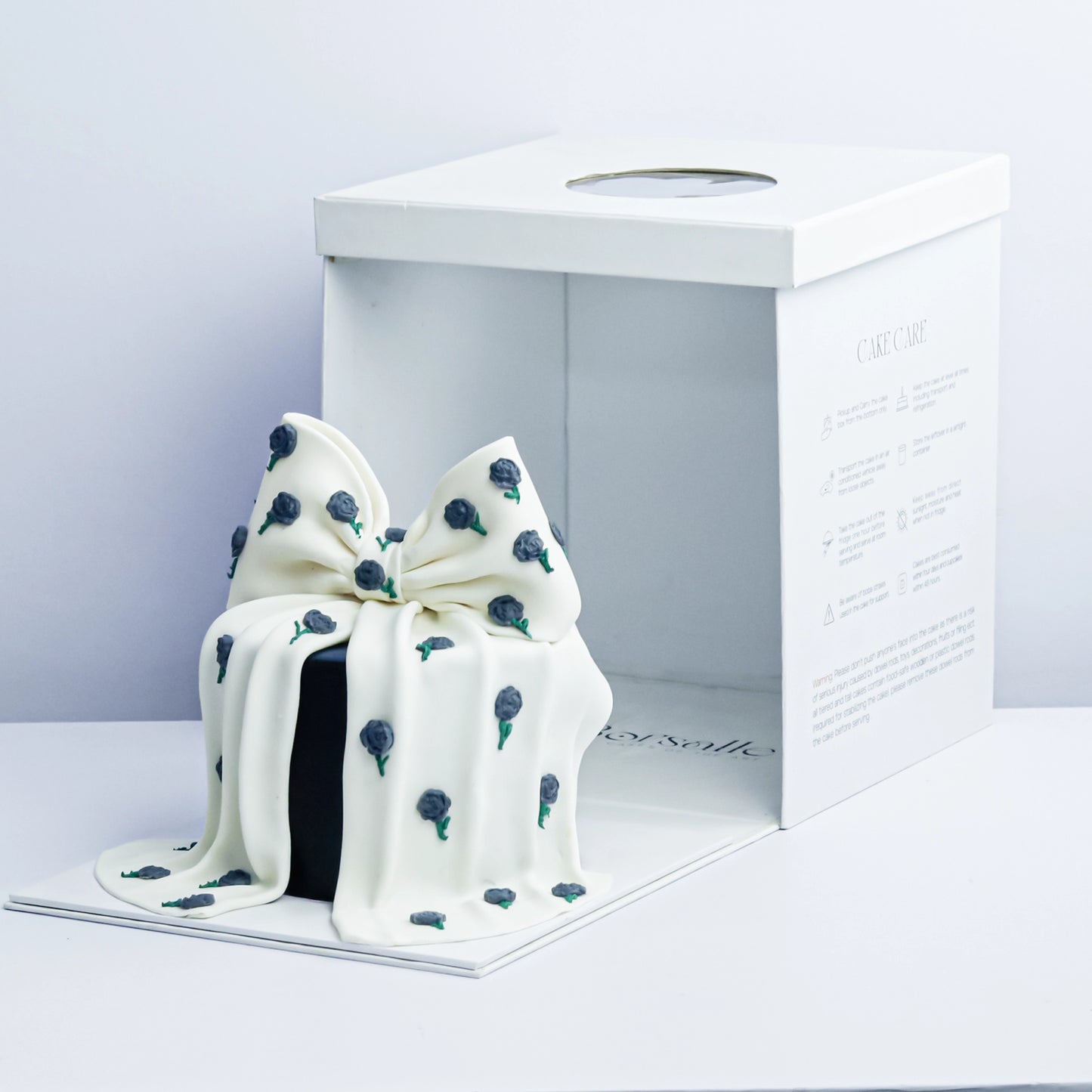Bow Theme Cake