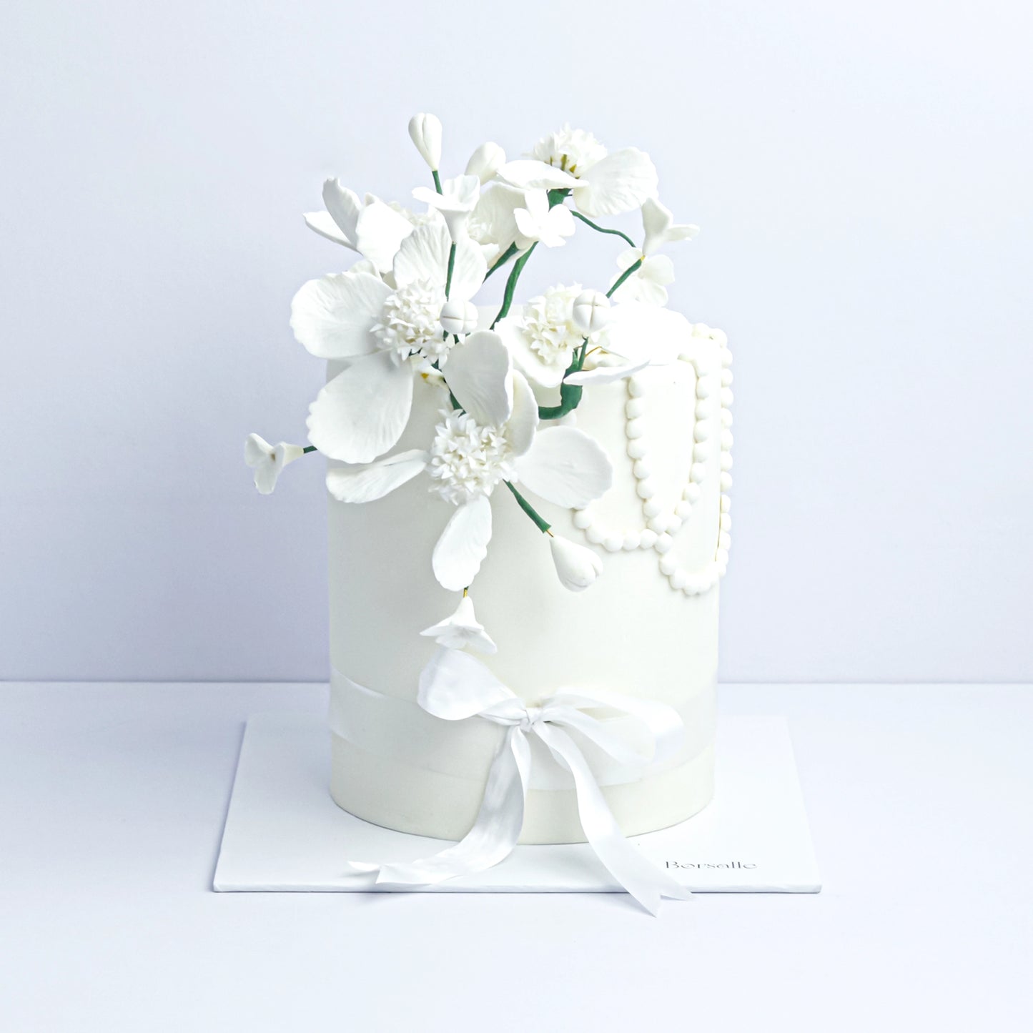 White Floral Cake