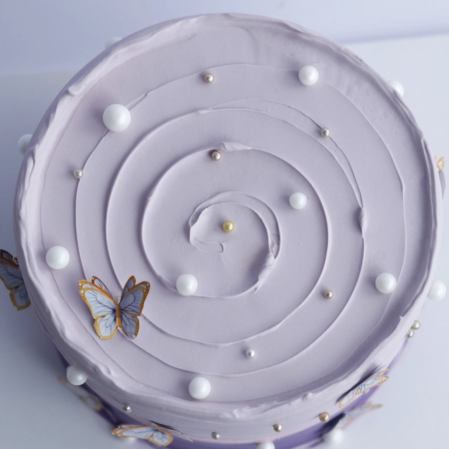 Classic Butterfly In Purple Cake