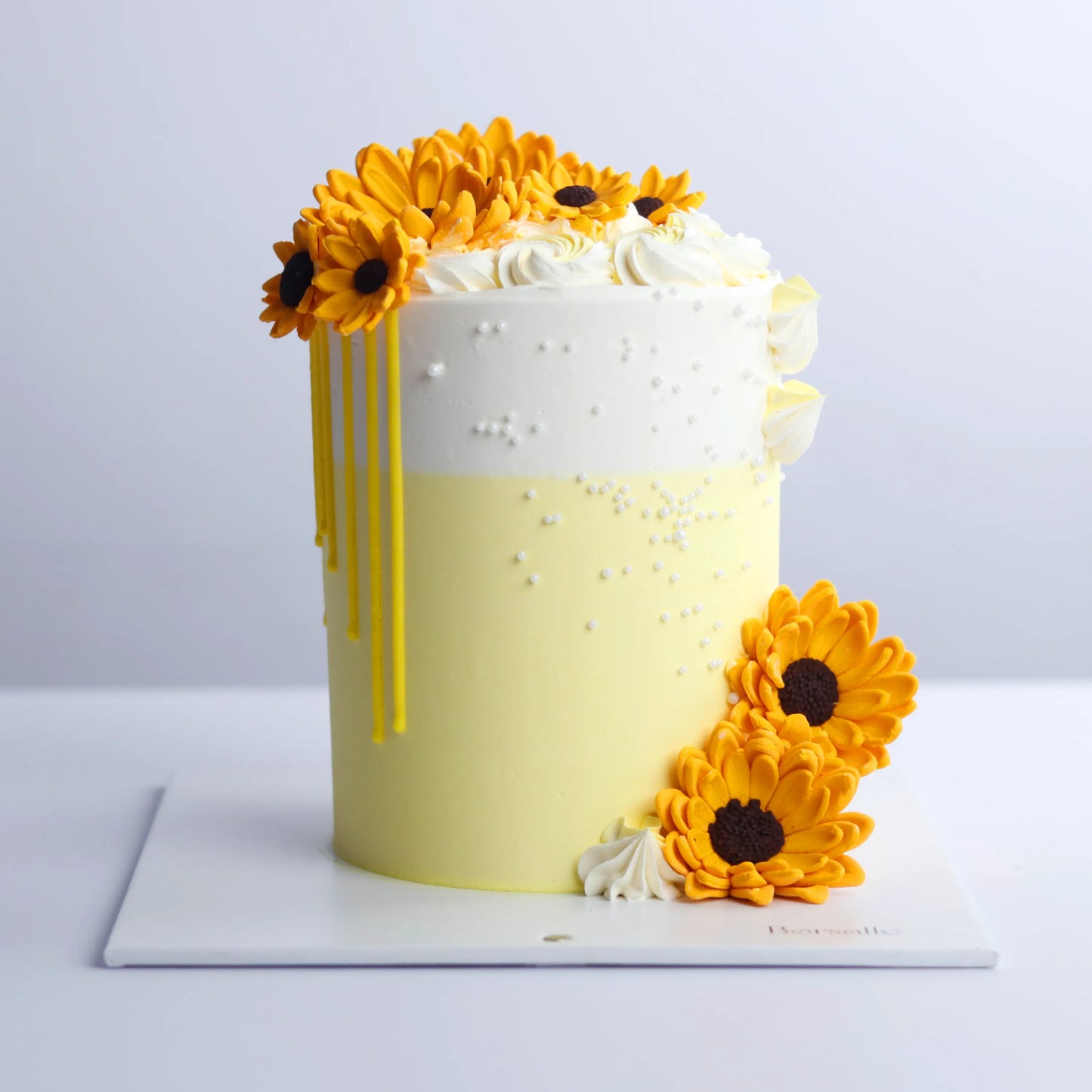 Sunflower's Sunny Cake