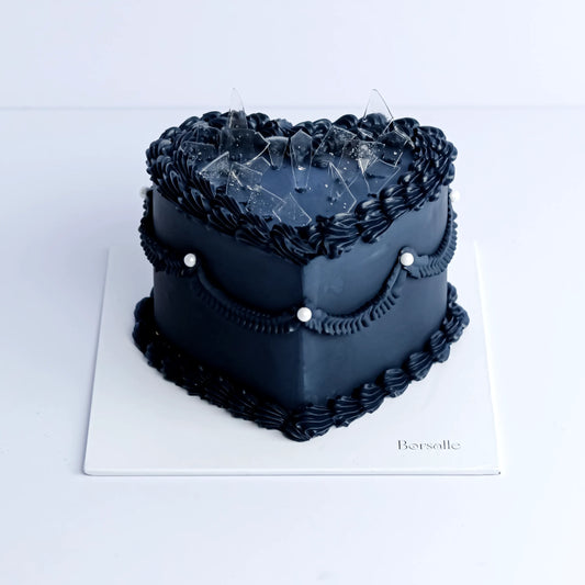 Black Glass Vintage Cake