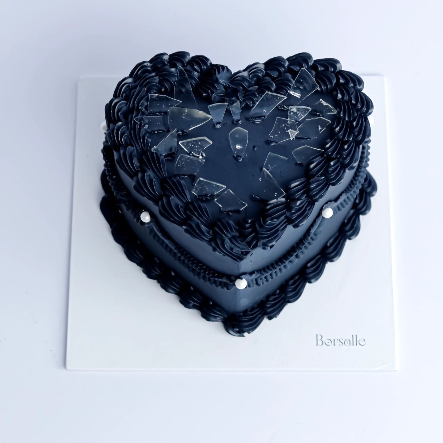 Black Glass Vintage Cake