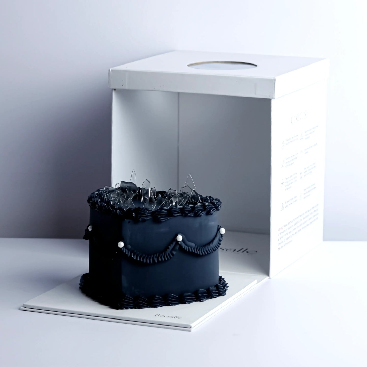 Black Glass Vintage Cake