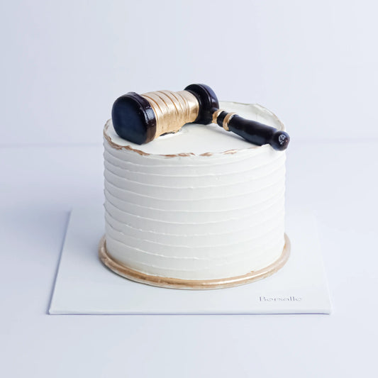 Law's & Order Cake
