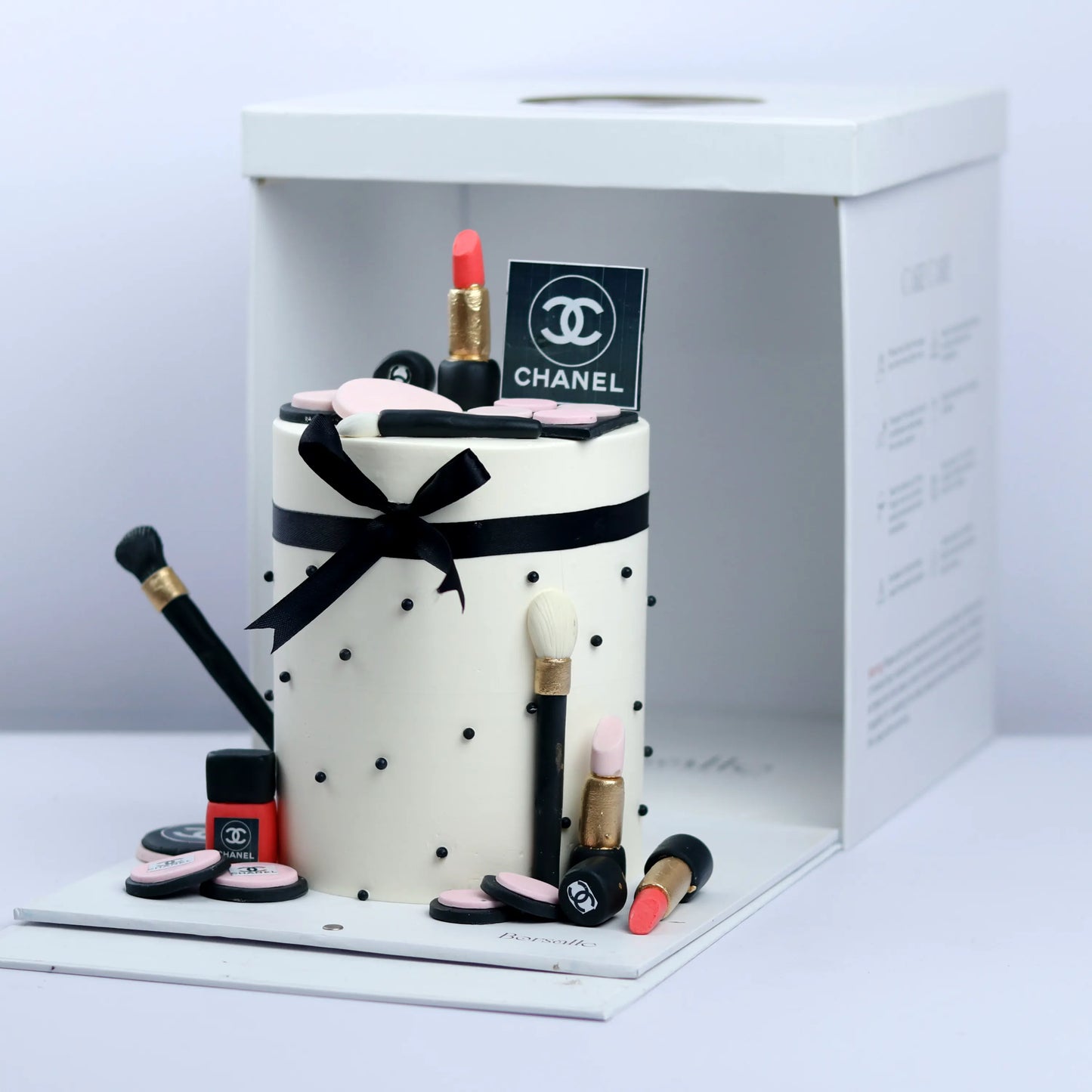 Luxurious Chanel Theme Cake