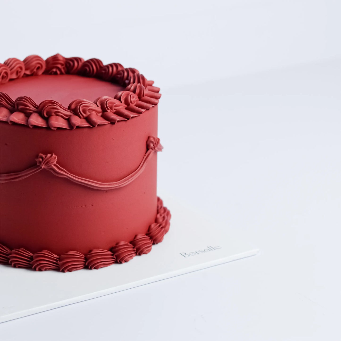 Red Vintage Cake