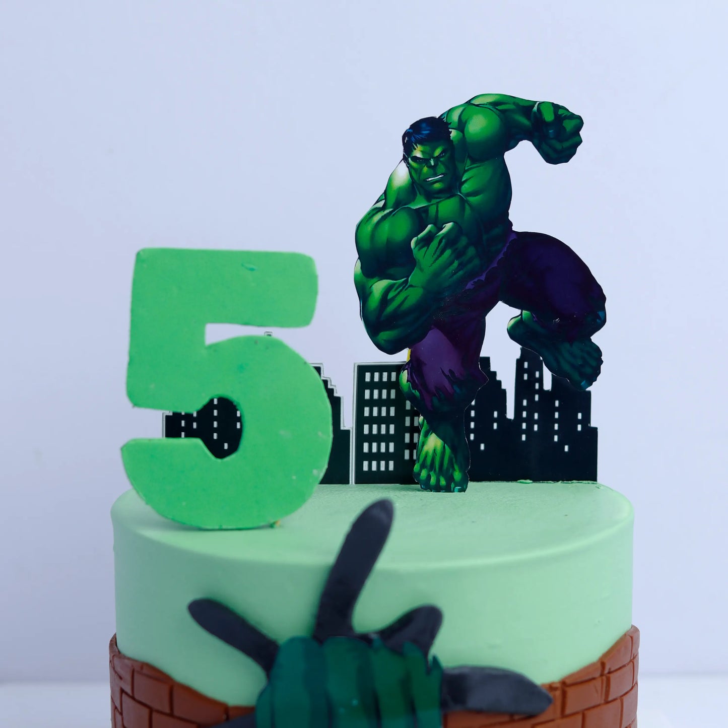 Hulk power Punch Cake