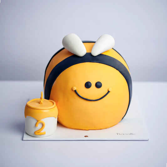 3D Honey Bee Cake