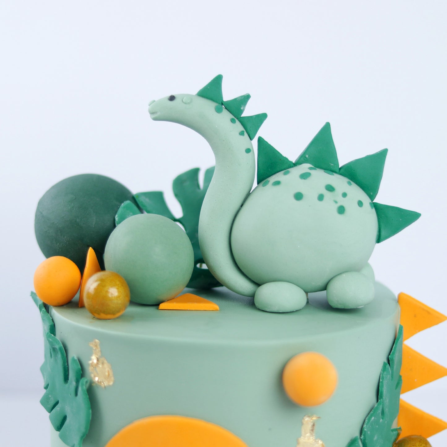 Dino Roar Cake