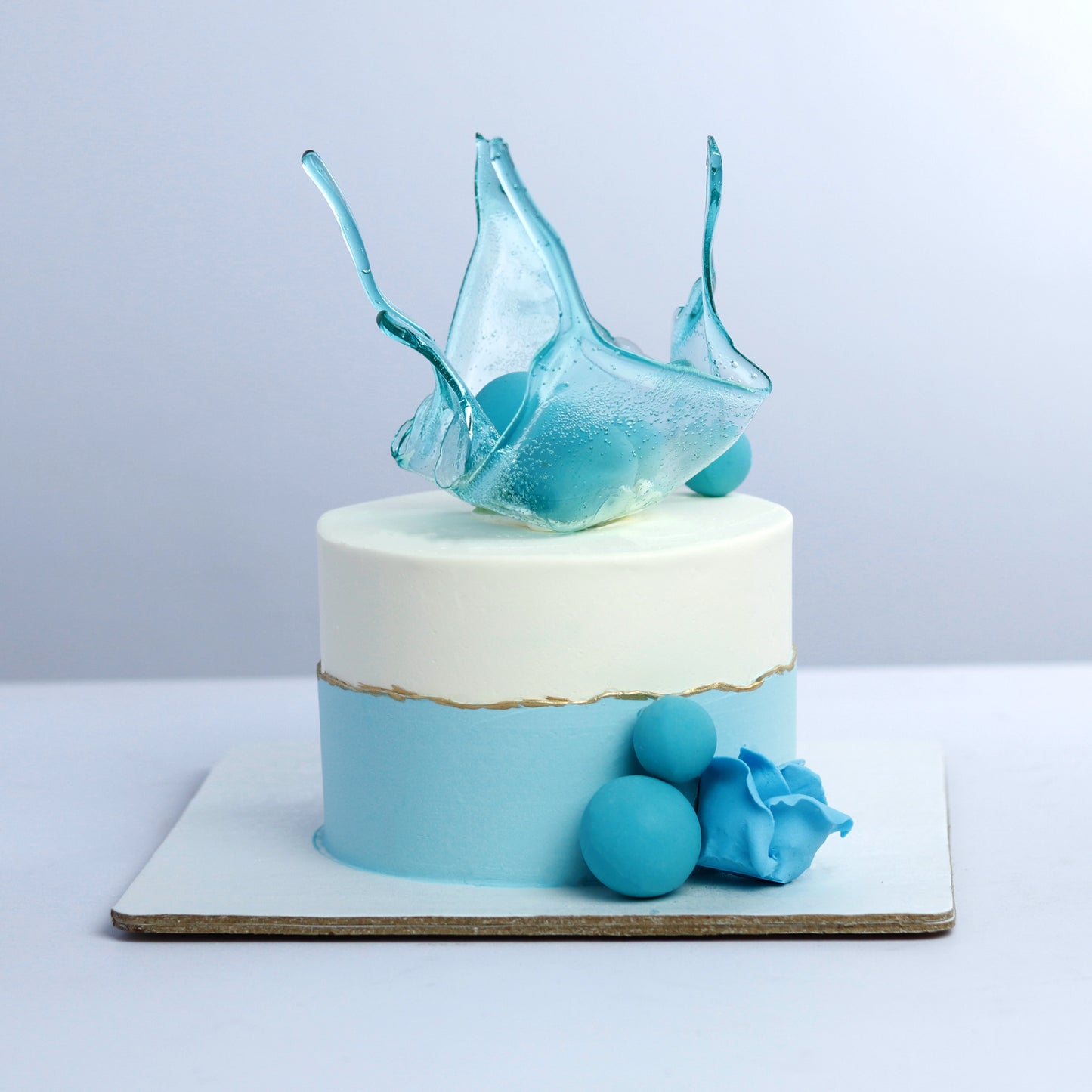 Cloudy Blue Sail Cake