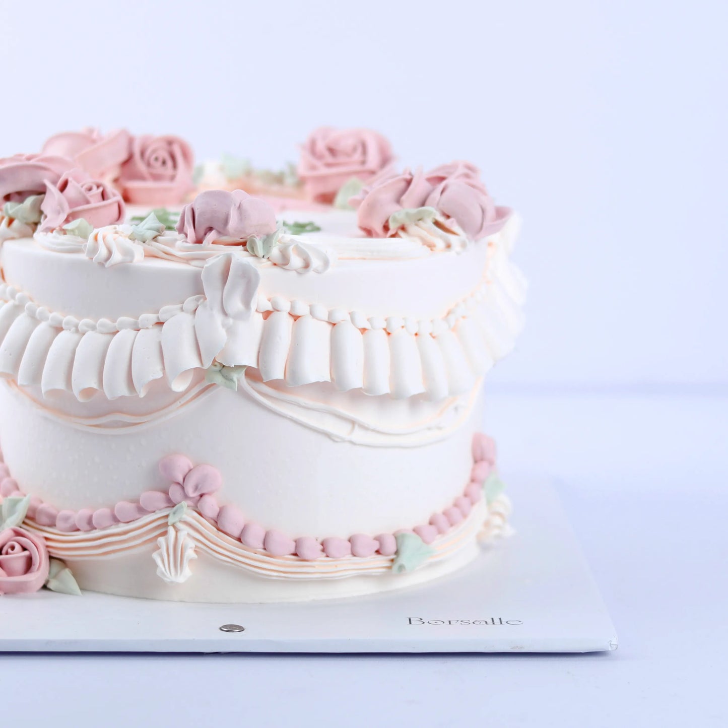 Classic Floral Buttery Cake