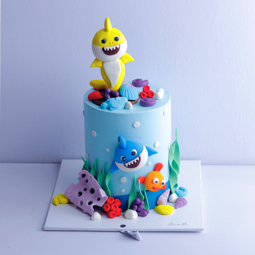 Baby-Shark-Theme-Cake-6