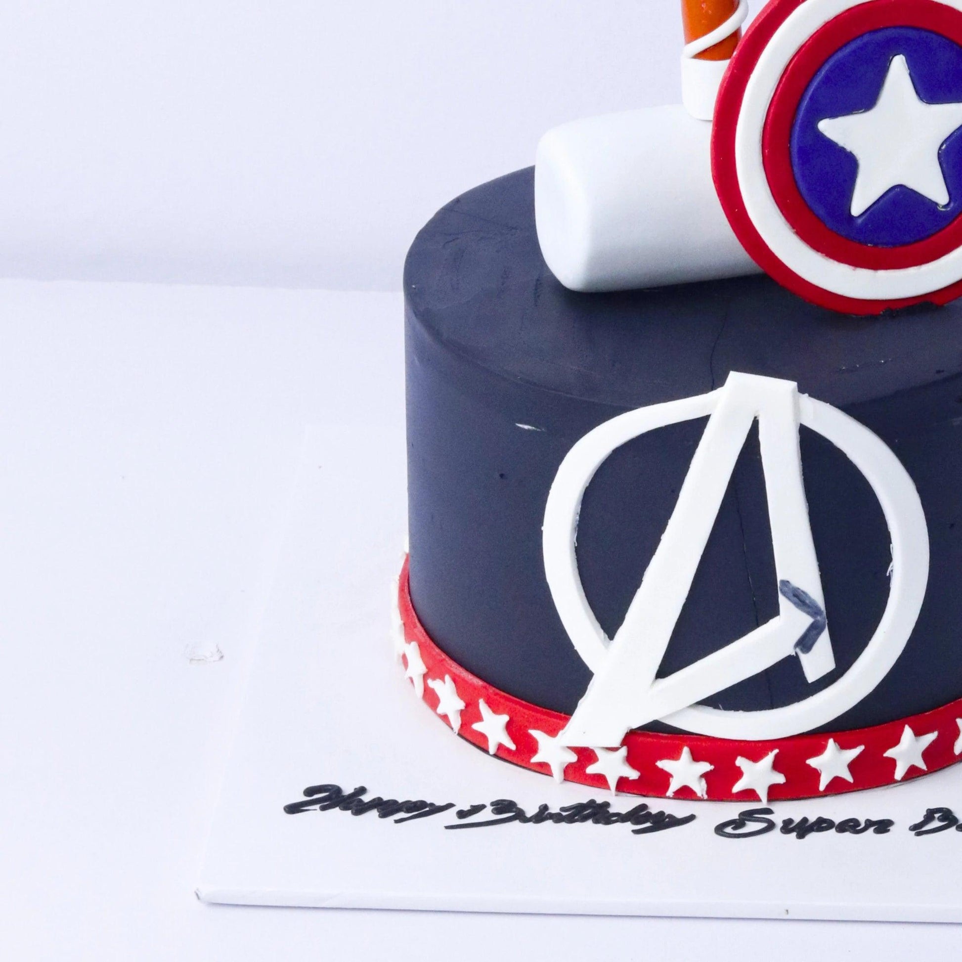 Avengers Assembly Cake - Borsalle