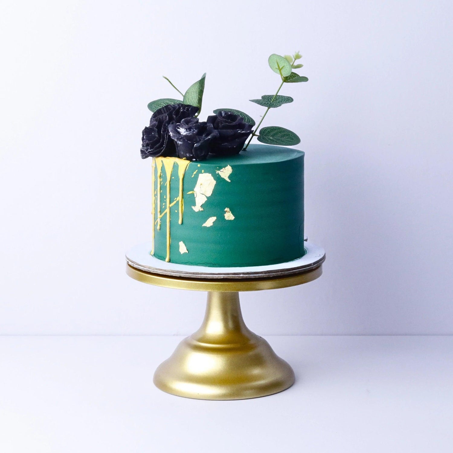 Black Green Birthday Celebration cake - Borsalle