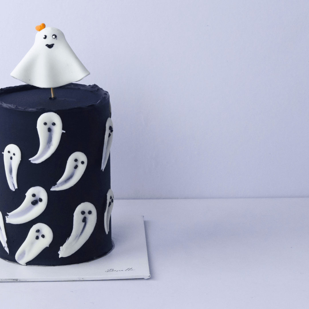 Chocolate Ghost Cake - Borsalle