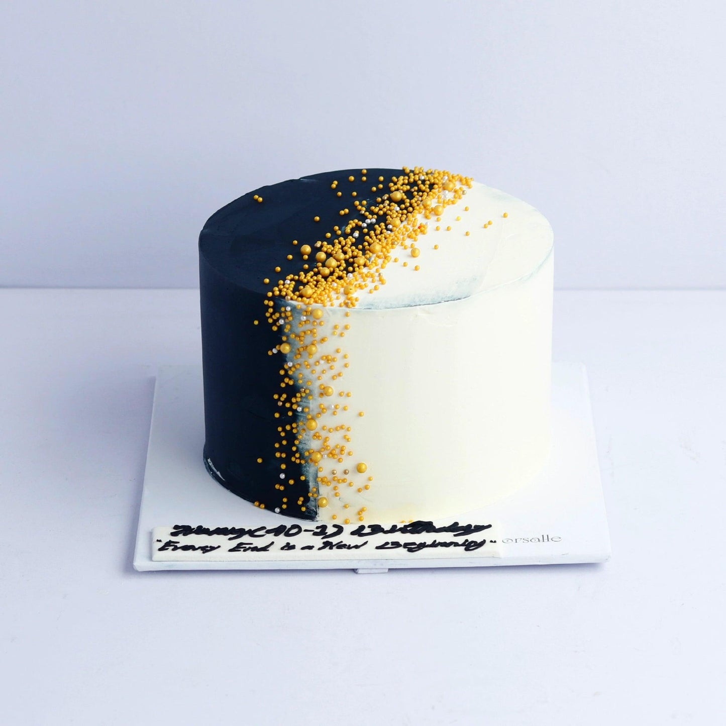 Classic Golden Horizon Cake - Borsalle