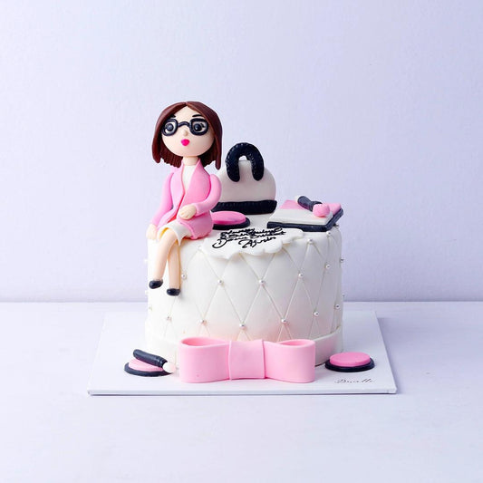 Cut Girl Make-up theme Cake - Borsalle