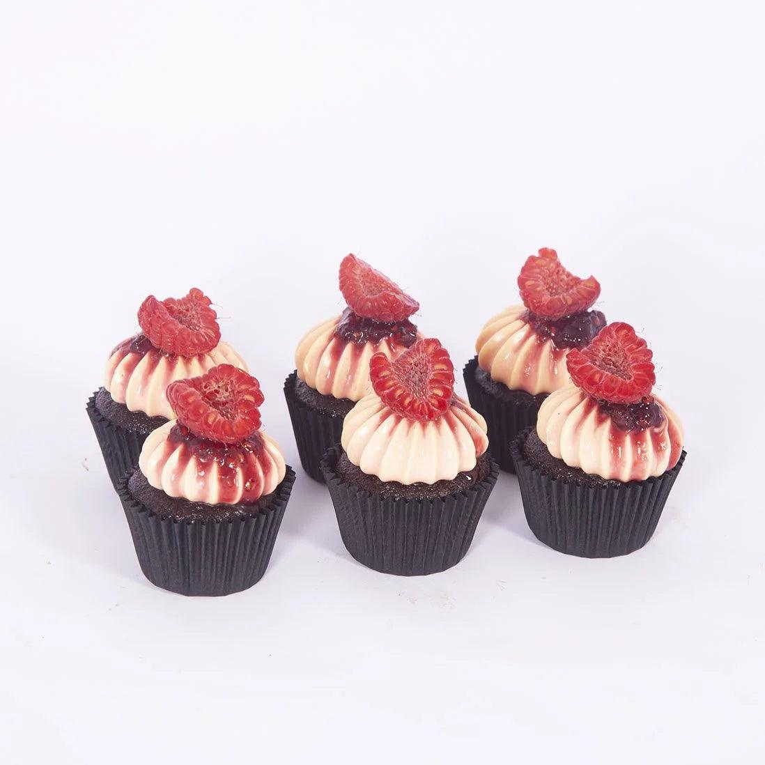 Dark Chocolate Raspberry Cupcake - Borsalle