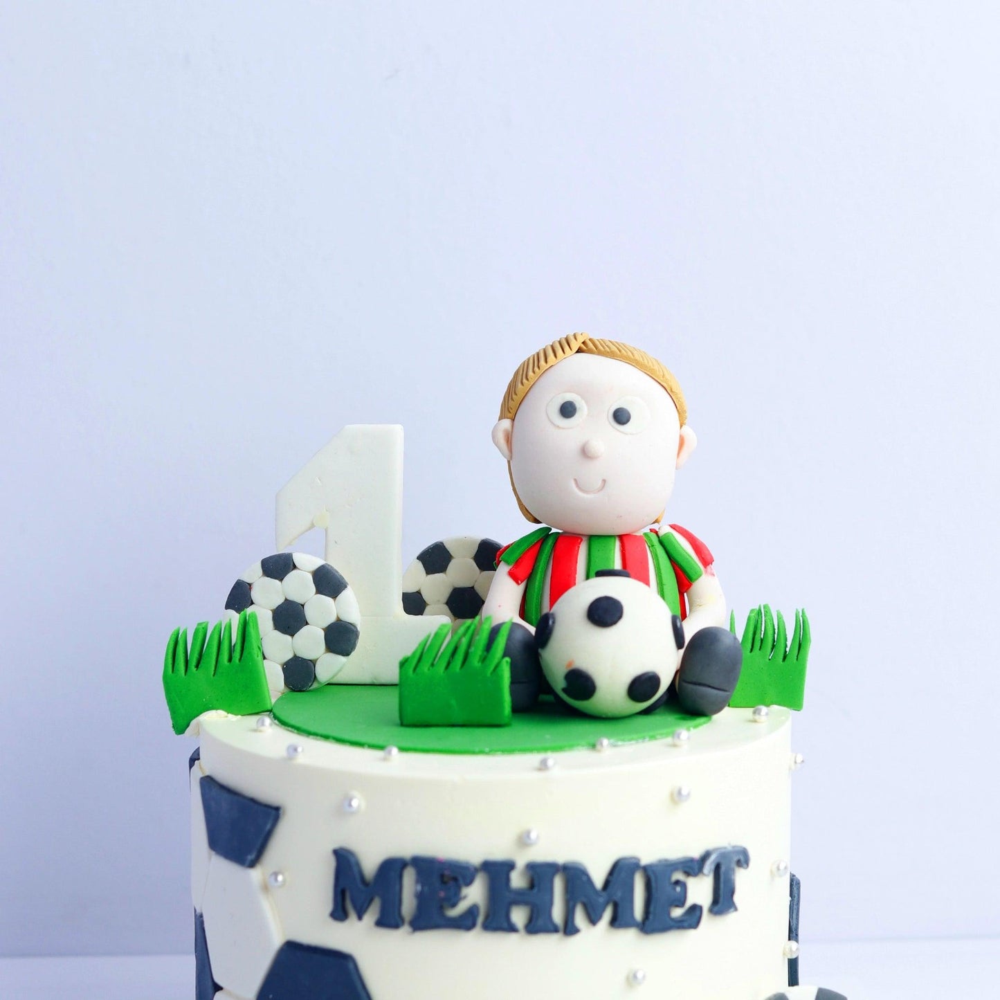 Football Birthday Theme Cake - Borsalle