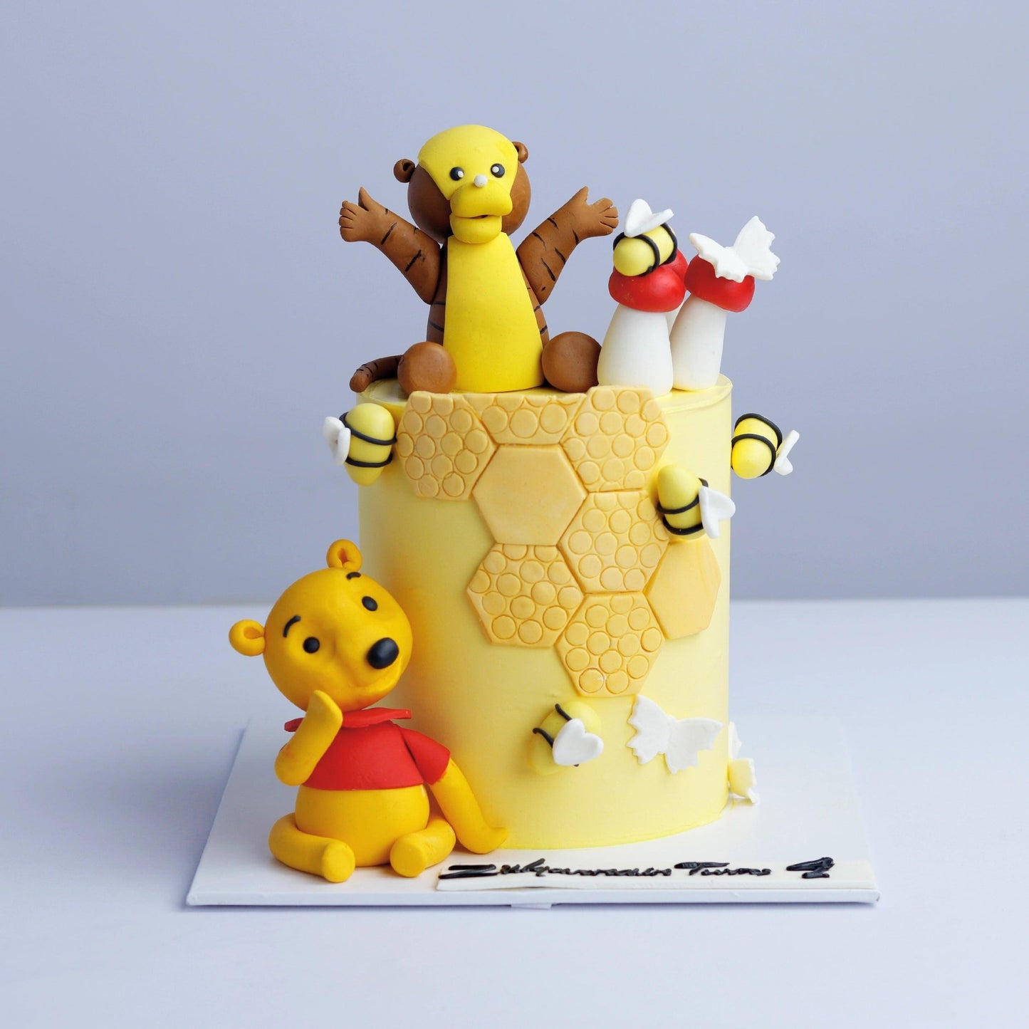 Honey The pooh Bear Cake - Borsalle