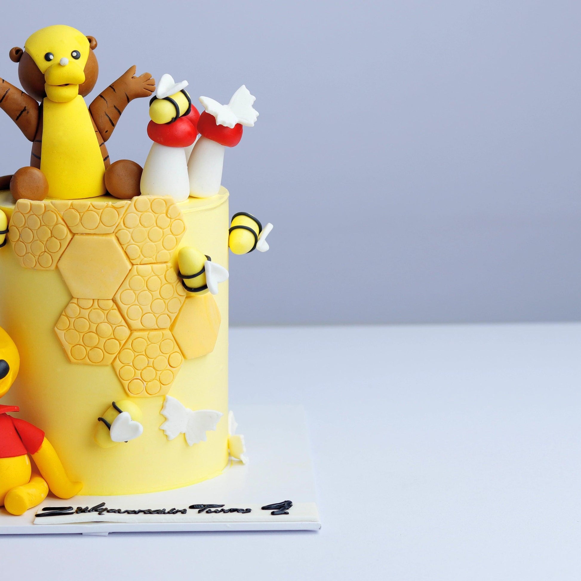 Honey The pooh Bear Cake - Borsalle