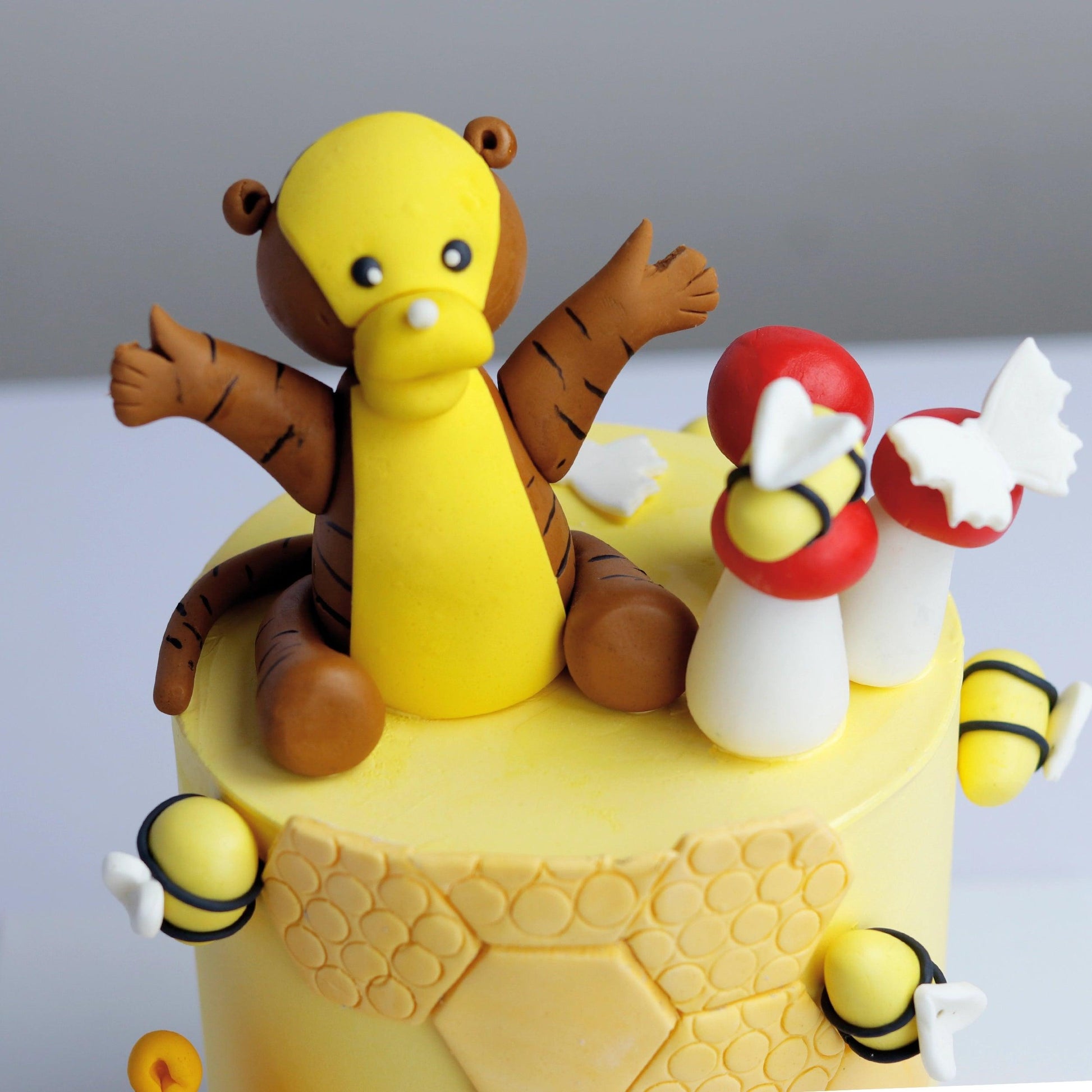 Honey The pooh Bear Cake - Borsalle