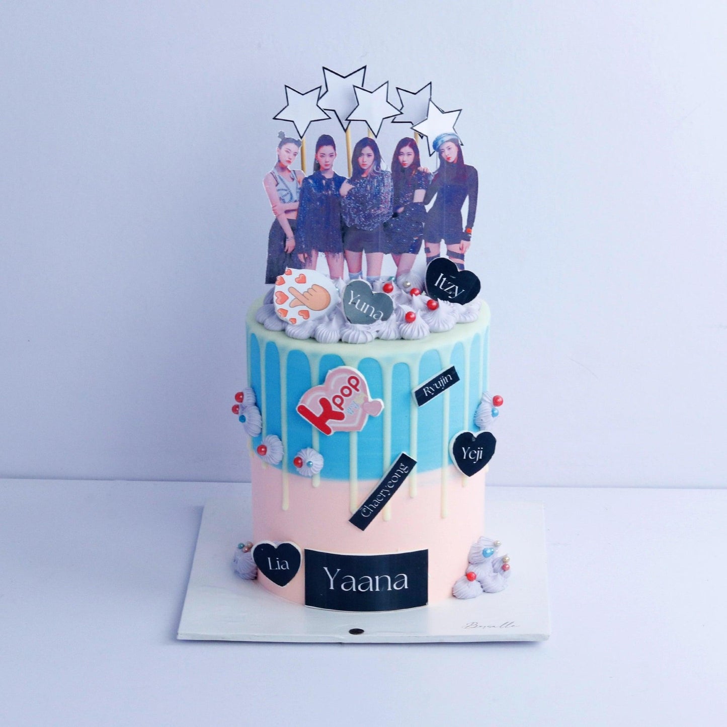 K pop - ITZy Theme Cake - Borsalle