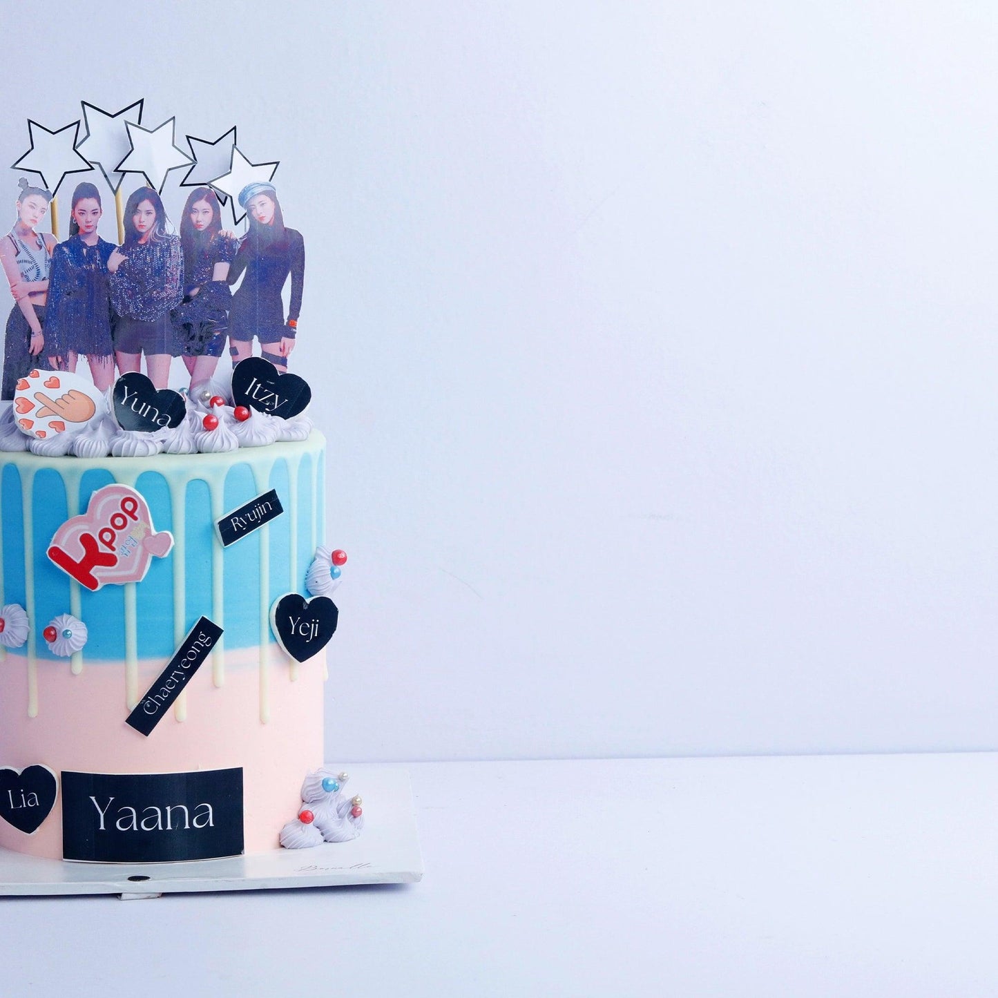 K pop - ITZy Theme Cake - Borsalle