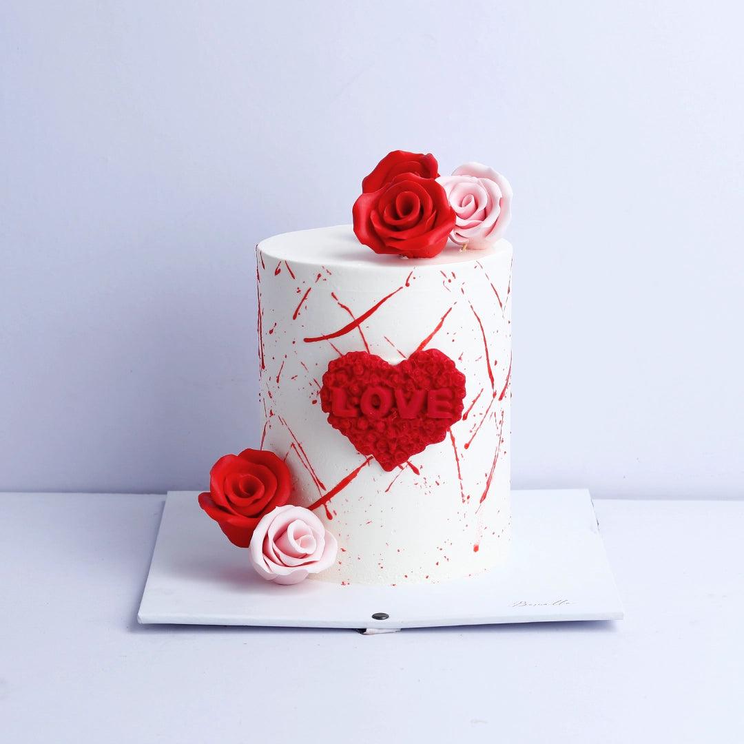 Rosettes & Hearts Valentine Cake - Borsalle