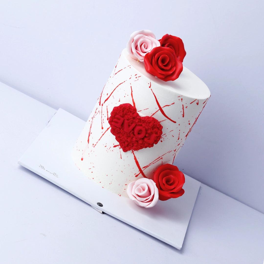 Rosettes & Hearts Valentine Cake - Borsalle