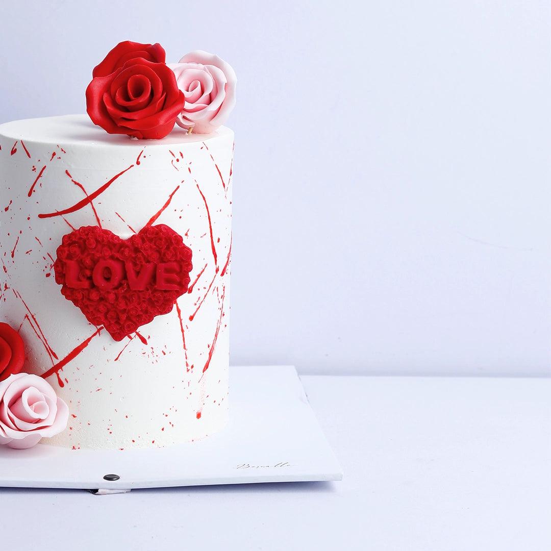 Rosettes & Hearts Valentine Cake - Borsalle