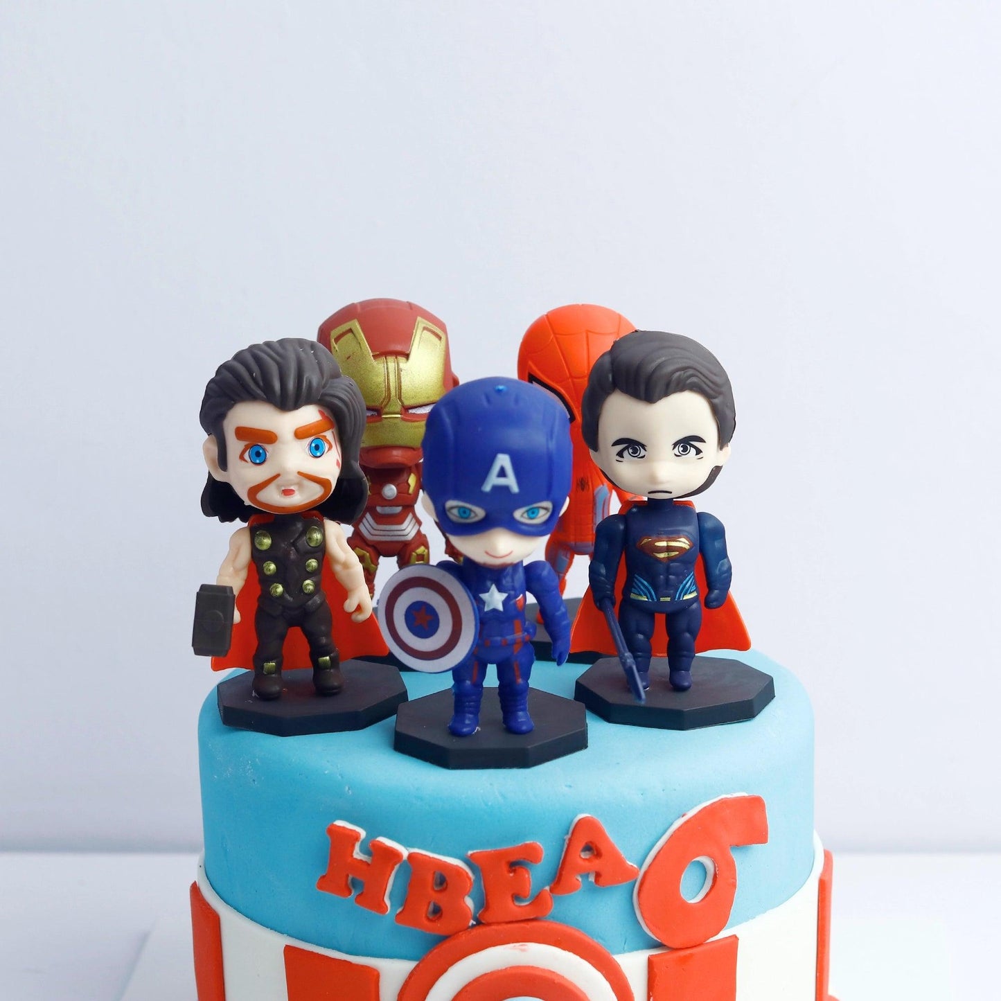 Superhero Theme Cake - Borsalle