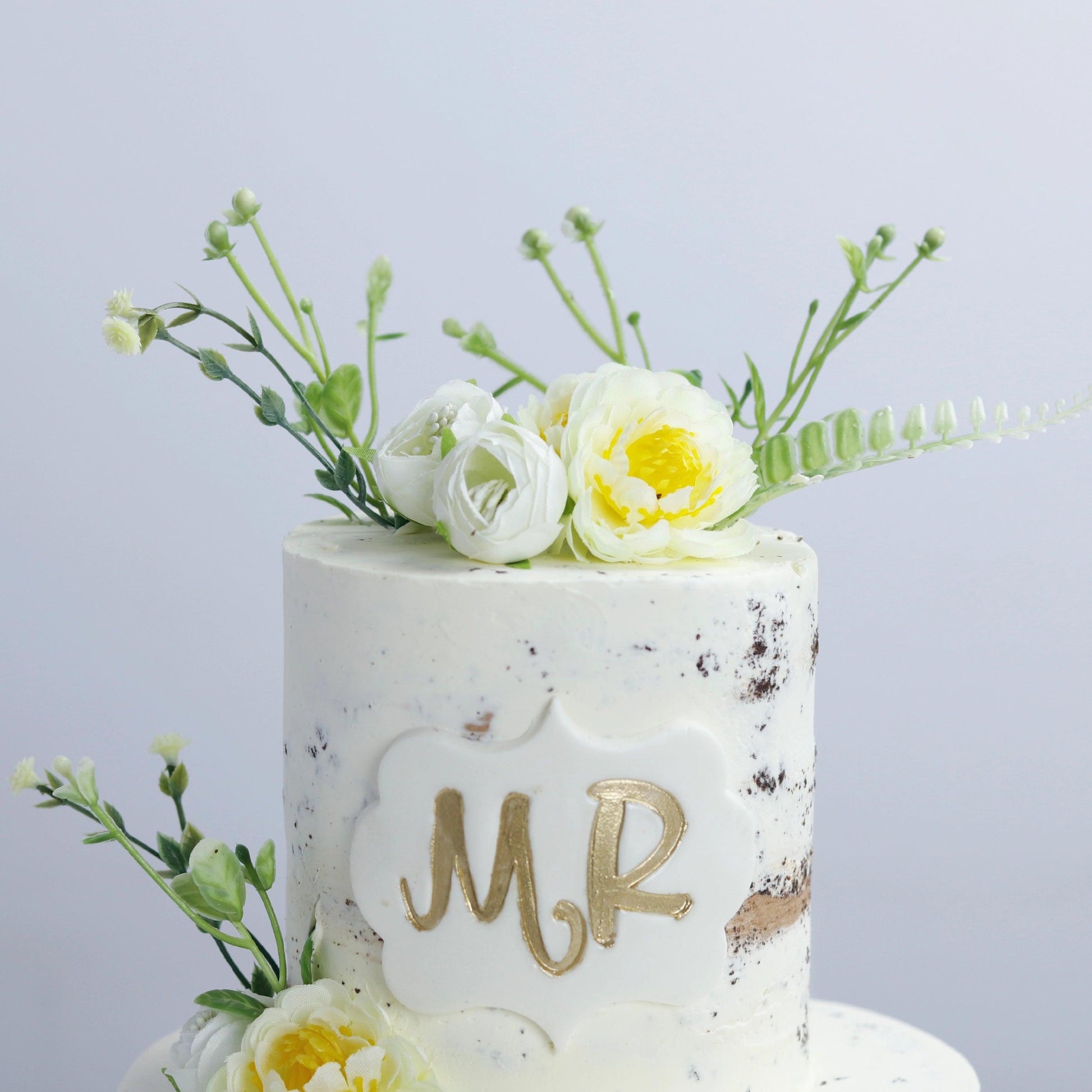 Two Tier Floral Foliage Cake - Borsalle