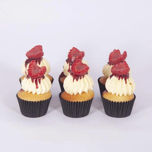 White Chocolate Raspberry Cupcake - Borsalle