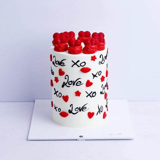 XOXO Valentine Love cake - Borsalle