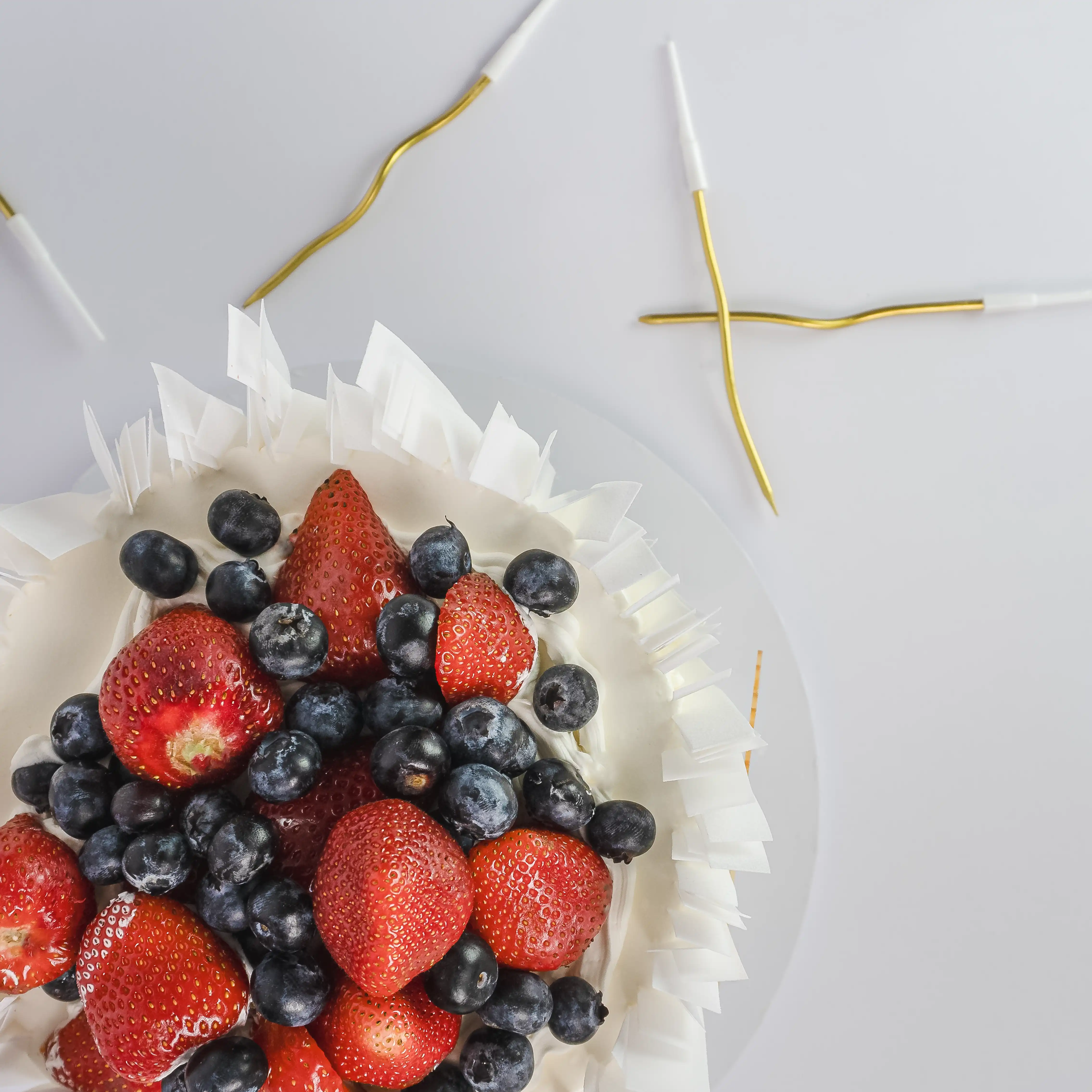 Borsalle berry cake handcrafted in Dhaka